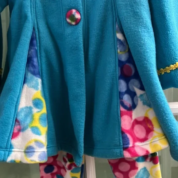 New handmade girls’ fleece coat and pant set, size 6
